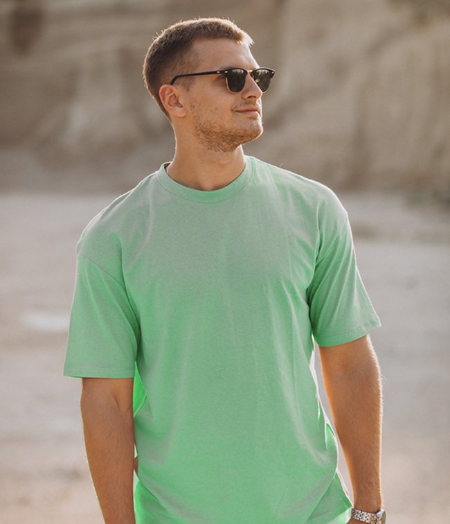cream t shirt
